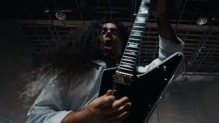 Coheed and Cambria - Shoulders (OFFICIAL MUSIC VIDEO)