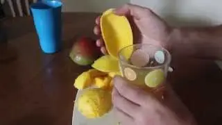 How to Peel Mango The Fastest Way!