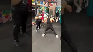 Oscar Valdez Trains With Canelo