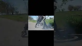 Burnout on a Chinese dirt bike 250cc