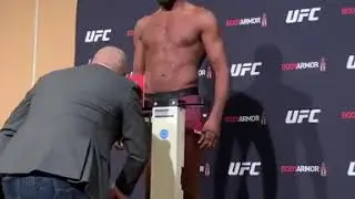 Jonny Bones works the room before hitting 204 pounds #UFC247