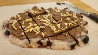 This Chocolate Bark tastes better than cake or ice cream- reminds me of Black Forrest Cake! 🌱🍫