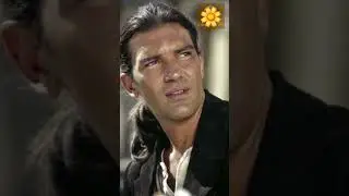 ANTONIO BANDERAS AND SALMA HAYEK CREATED MAGIC IN DESPERADO🍎