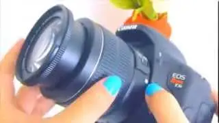 How to put on and take off Canon T3i DSLR camera lens