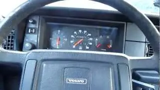 Volvo 240 DL 1986 interior & dashboard view