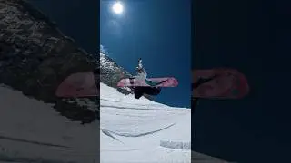 Deluxe slush laps w/ Anna Gasser at Hintertux 🏝️