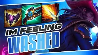 WHAT AM I EVEN DOING THIS GAME? | Twisted Fate Guide S14 - League Of Legends