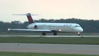 Delta Airlines McDonnell Douglas MD-88 Takeoff 17 | N912DE | Minneapolis International