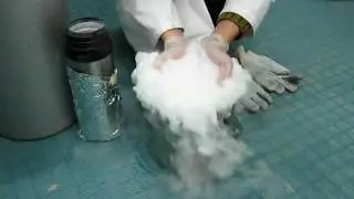 Freezing Acetone with Liquid Nitrogen