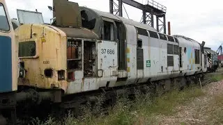 Booths scrapyard, Rotherham - mainly class 37s  - photos from August 2005