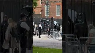 Security Search 🚨 at 10 Downing Street #fyp