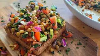 THE BEST VEGAN BREAKFAST SANDWICH - LENTIL BRUSCHETTA THATS LOADED WITH PLANT BASED PROTEIN!