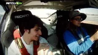 Carlos Sainz Jr enseña a conducir a Gisela Pulido - RedBull Jarama - PRMotor TV Channel