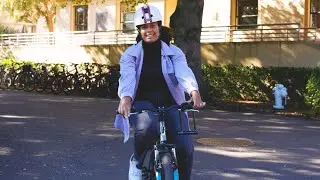 Tour Stanford University by bike