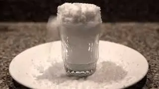 Demonstration of Instant Snow (Sodium Polyacrylate)