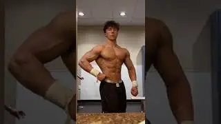 Teen Bodybuilding Shredded Physique Body Update Posing flexing #shorts