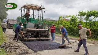 В селе Алахадзых Гагрского района идут работы по укладке асфальта улицы Ленина