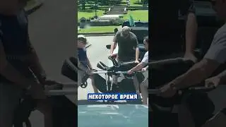 Мужчина впервые складывает детскую коляску 🤣