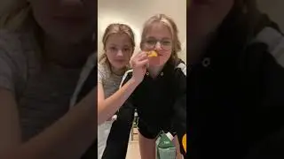 Teen girls playing | VK Live