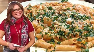 How to Make Penne with Sweet Vermouth and Cream Sauce | Rachael Ray