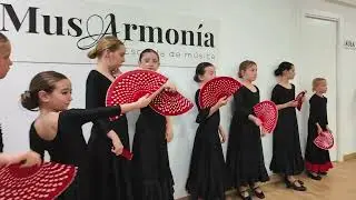 Mus Armonia by LIK Akademie für Foto und Design