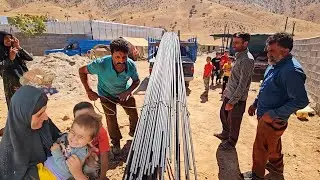 🏕A nomadic family in the village.John Bibi tries to create a happy day for his children by singing