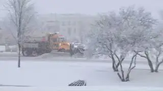 Snowfall hits the northern suburbs of Chicago