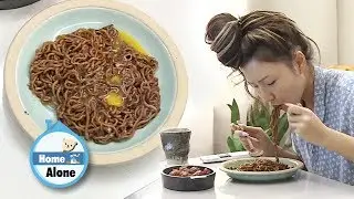 Hwasas Jjajang Ramyeon Mukbang [Home Alone Ep 282]