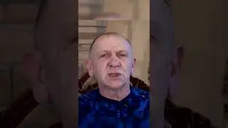 Анекдот про случай в троллейбусе😄