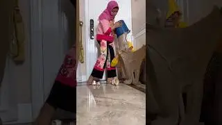 Mencuri Jajanan Berhadiah sampai Mandi Darah ! Isi nya meledak #shorts Nasya kaila Nazifah