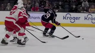 Patrik Laine purjehtii koko kentän läpi