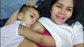 beautiful and cute mom breastfeeding vlog with 1 year old cute son🤭😂