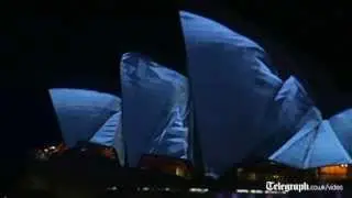 Sydney Opera House crumbles in Vivid Festival light show