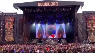 Guns N Roses - Not In This Lifetime Selects: Sweet Child O Mine, Download Festival