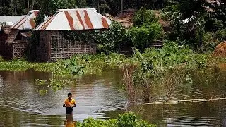 Güney Asyada sel felaketi