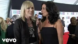 Natasha Bedingfield - 2010 Red Carpet Interview (American Music Awards)